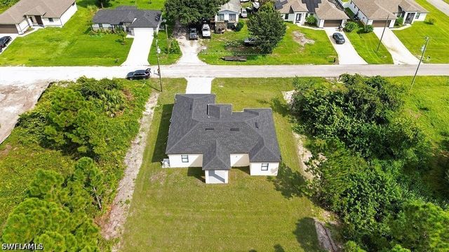 3605 18th ST SW, Lehigh Acres, FL 33976