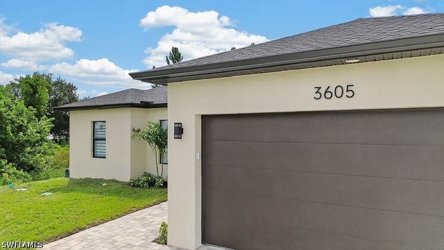 3605 18th ST SW, Lehigh Acres, FL 33976