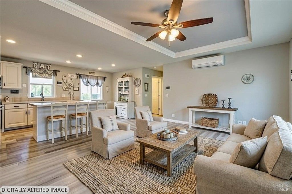 Image 9 of property listing at 5020 Lakeshore Boulevard, Lakeport, CA 95453