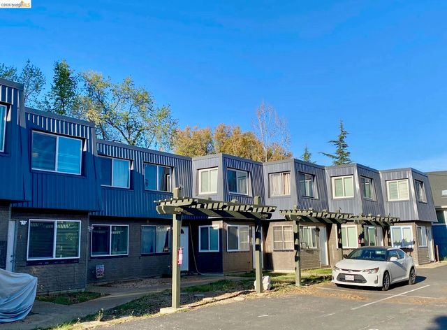 19080 Dyer Ct 7, Groveland, CA 95321