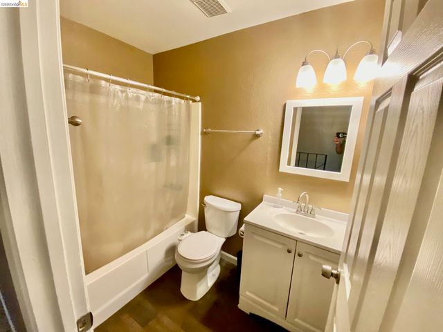 19080 Dyer Ct 7, Groveland, CA 95321