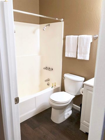 19080 Dyer Ct 7, Groveland, CA 95321