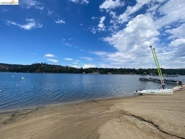 19080 Dyer Ct 7, Groveland, CA 95321