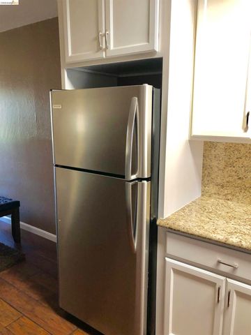 19080 Dyer Ct 7, Groveland, CA 95321