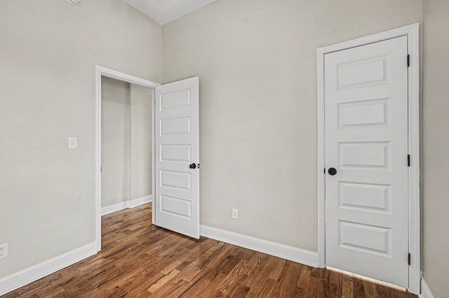 216 W 7th Street, Newport, KY 41071