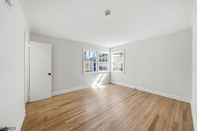 54 Cobb Rd, Mountain Lakes Boro, NJ 07046