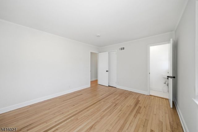 54 Cobb Rd, Mountain Lakes Boro, NJ 07046