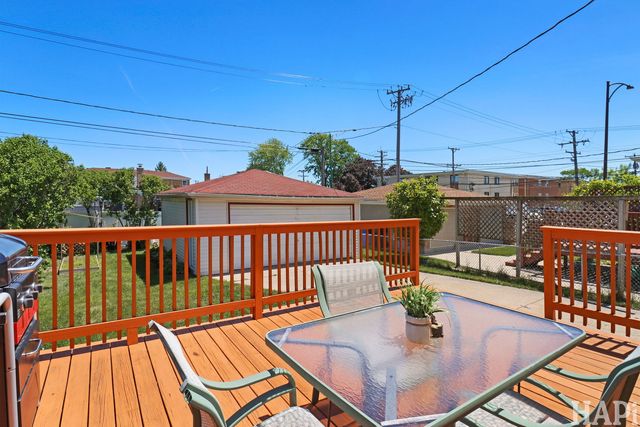 4805 N Nottingham Avenue, Chicago, IL 60656