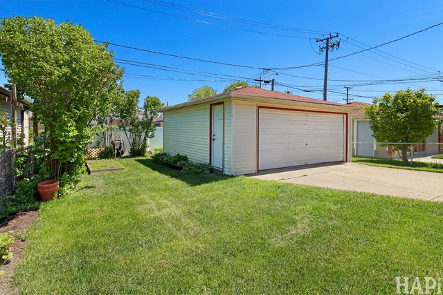 4805 N Nottingham Avenue, Chicago, IL 60656