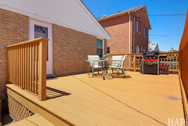 4805 N Nottingham Avenue, Chicago, IL 60656