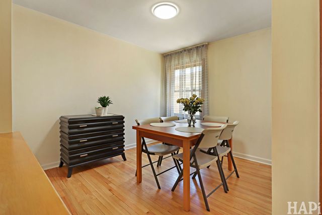4805 N Nottingham Avenue, Chicago, IL 60656
