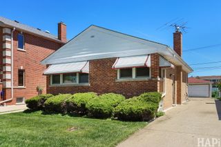 4805 N Nottingham Avenue, Chicago, IL 60656
