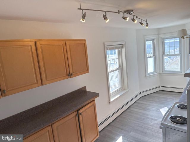 134 N MAIN ST, North Wales, PA 19454