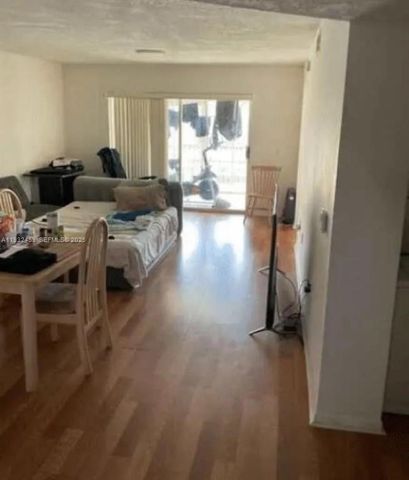 10160 NW 24th Pl 205, Sunrise, FL 33322