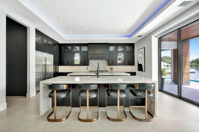 2143 Carib Circle, Palm Beach Gardens, FL 33410