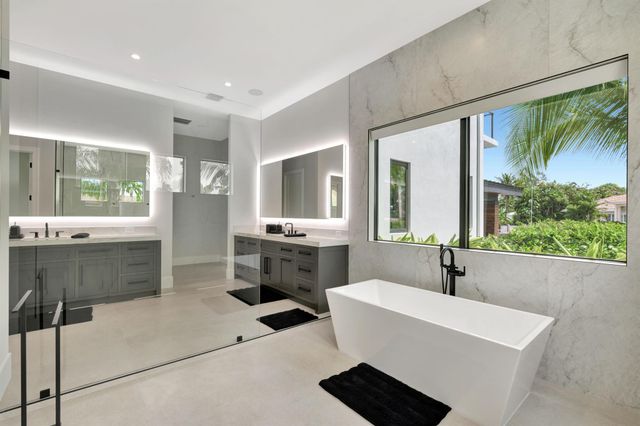 2143 Carib Circle, Palm Beach Gardens, FL 33410