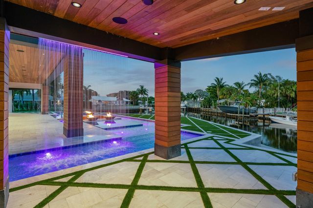 2143 Carib Circle, Palm Beach Gardens, FL 33410