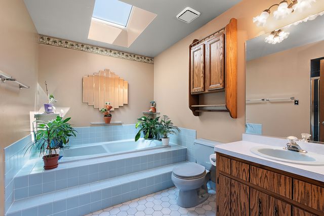 17300 Brook Hill Drive, Orland Park, IL 60467