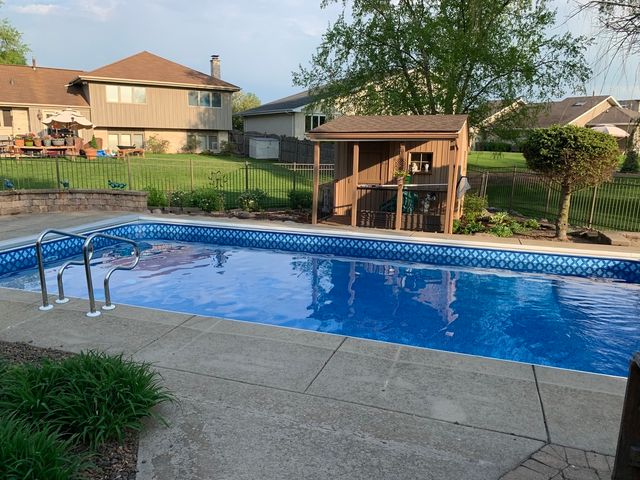 17300 Brook Hill Drive, Orland Park, IL 60467