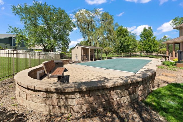 17300 Brook Hill Drive, Orland Park, IL 60467