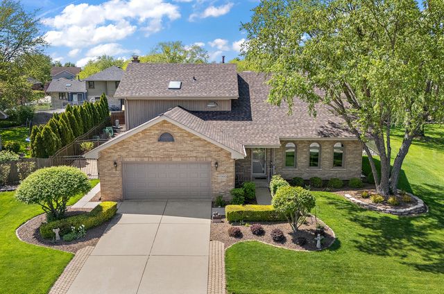 17300 Brook Hill Drive, Orland Park, IL 60467