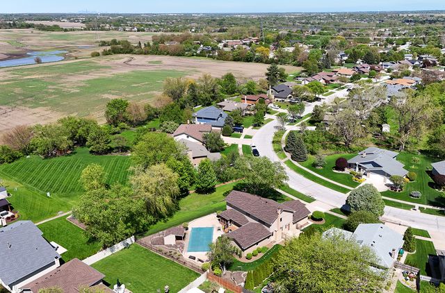 17300 Brook Hill Drive, Orland Park, IL 60467