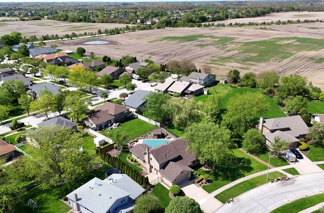 17300 Brook Hill Drive, Orland Park, IL 60467