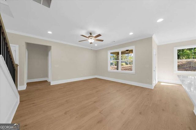 5582 Overview Drive, Flowery Branch, GA 30542