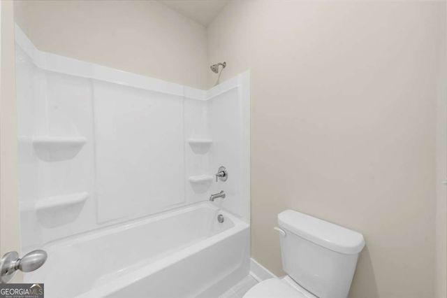 5582 Overview Drive, Flowery Branch, GA 30542