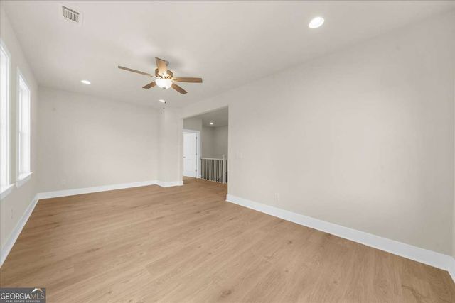 5582 Overview Drive, Flowery Branch, GA 30542
