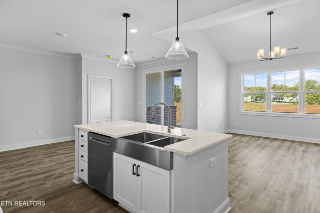 180 River Park Lane, Sweetwater, TN 37874