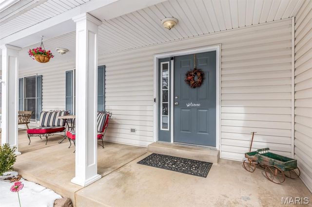 1902 Glenn Court, Lake Sherwood, MO 63357