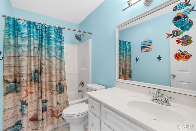 1902 Glenn Court, Lake Sherwood, MO 63357