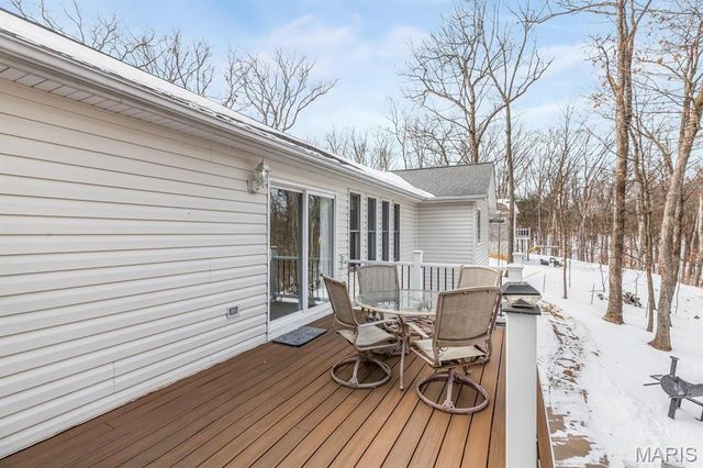 1902 Glenn Court, Lake Sherwood, MO 63357