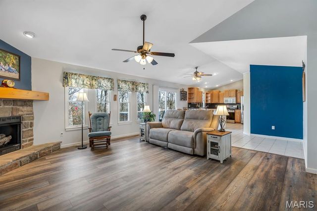 1902 Glenn Court, Lake Sherwood, MO 63357