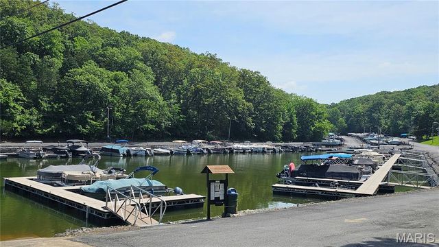 1902 Glenn Court, Lake Sherwood, MO 63357