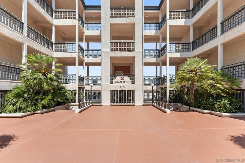 Image 37 of property listing at 3790 Florida St AG07, San Diego, CA 92104