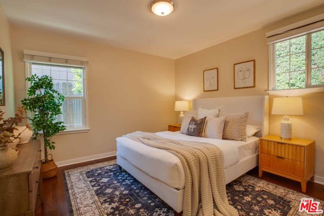 15031 Hartland Street, Van Nuys (los Angeles), CA 91405