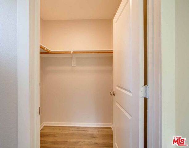 15031 Hartland Street, Van Nuys (los Angeles), CA 91405