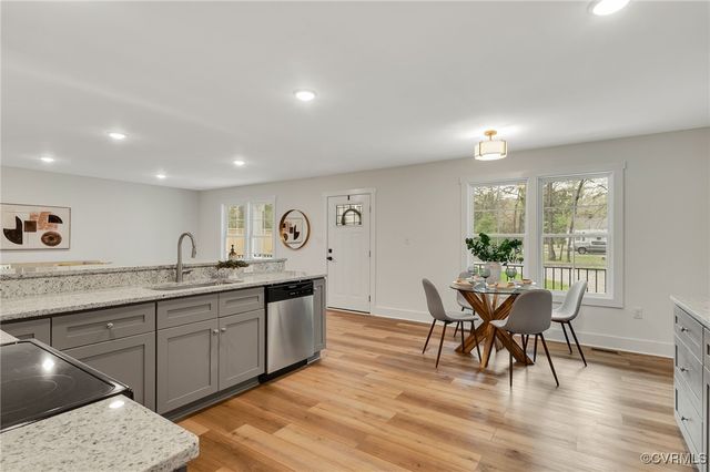 24702 River Rd, Dinwiddie, VA 23803