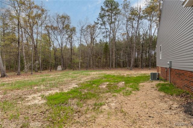 24702 River Rd, Dinwiddie, VA 23803