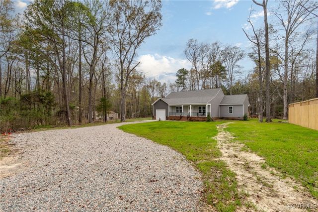 24702 River Rd, Dinwiddie, VA 23803