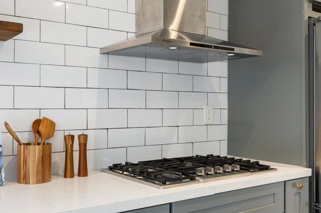 2078 Delaware Street, San Mateo, CA 94403