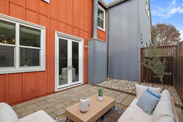 2078 Delaware Street, San Mateo, CA 94403