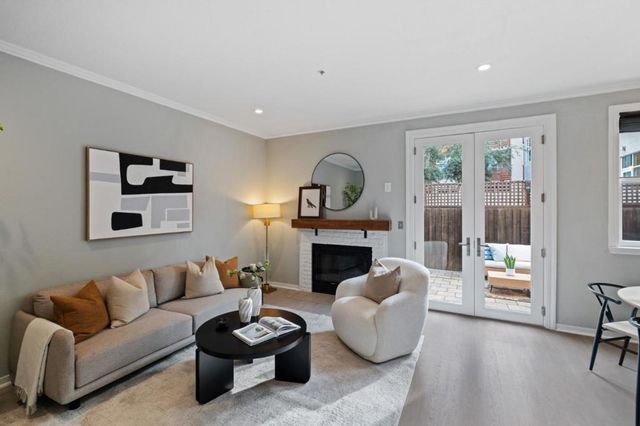 2078 Delaware Street, San Mateo, CA 94403