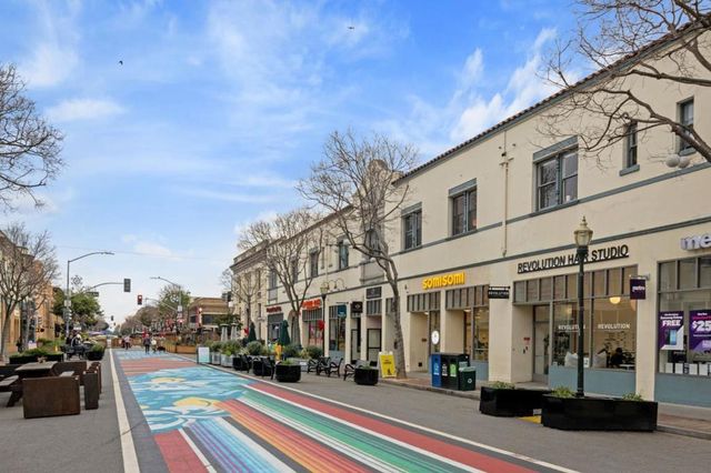 2078 Delaware Street, San Mateo, CA 94403