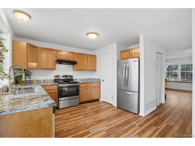 4665 S Dillon Ct B, Aurora, CO 80015