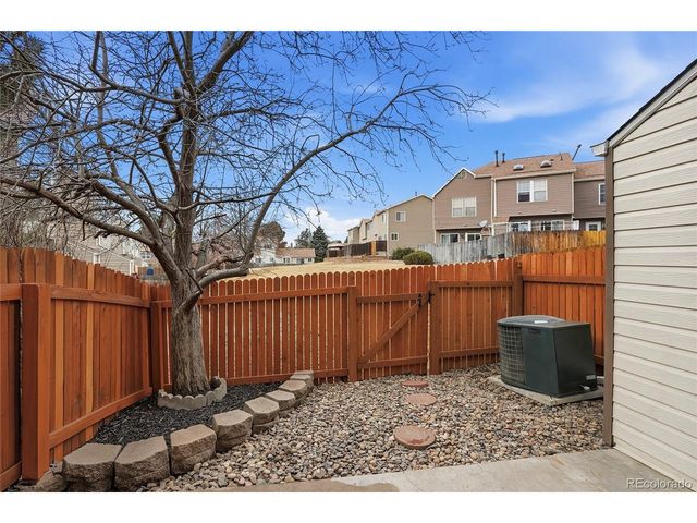 4665 S Dillon Ct B, Aurora, CO 80015