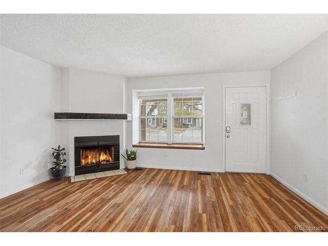 4665 S Dillon Ct B, Aurora, CO 80015