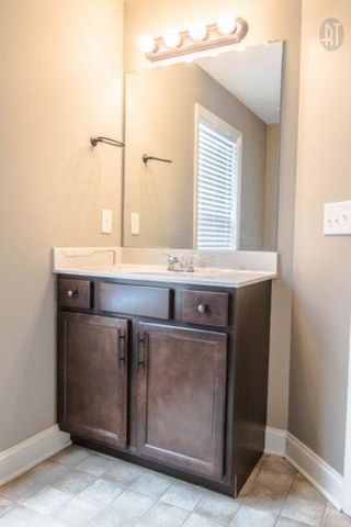 1766 Spring Water Dr Apt C, Clarksville, TN 37040